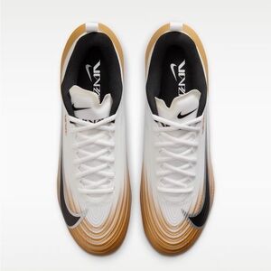 Nike Men's White and Gold Nike vapor speed 3 football cleats.